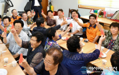 이철우 경북지사, 할매 할배 무더위 쉼터 현장 방문