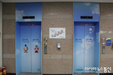 아산시, 슬로건 디자인 담은 엘리베이터 랩핑 변경