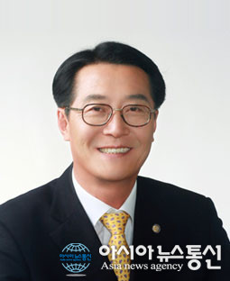 박우량 전 신안군수, 내년 지방선거 출마 의사 밝혀 현안 논의 화제