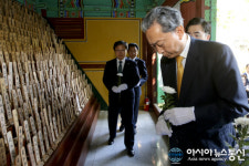 하토야마 유키오 전 총리 합천원폭피해자복지관 방문