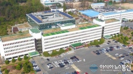 경상남도, 도청 내 문화갤러리 365프로젝트 시동