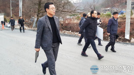 (포토)제천시의회 산건위, 옥전1리 창조적마을만들기 현장점검
