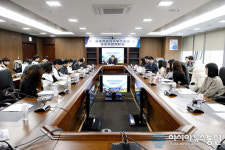 일본 교토 도시샤대학 정책학부 학생들 세종시 방문