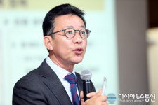 의정보고 개최한 홍철호의원