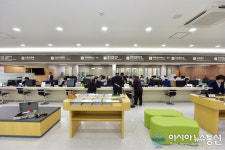 영월군, 1층 리모델링 개방형 공간···북카페·수유실·건강센터 조성