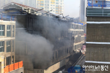 화성 동탄2신도시 아파트 공사장에서 불, 소방당국 화재조사중