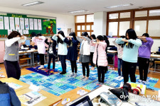 [단신] 세종시 도담초등학교, 전교생 대상 큰절 교육