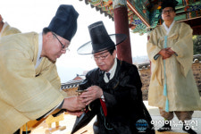 의령 덕곡서원서 퇴계이황 덕행 기리는 춘향제례 봉행