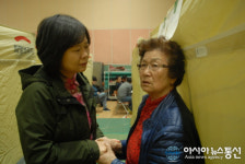 [고성 속초 산불]  천진초등학교 이재민 위로하는 이정미 정의당 대표