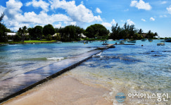 여유 넘치는 모리셔스 작은 어촌마을