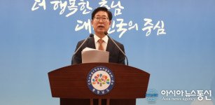 양승조 충남지사,  미국·프랑스 우량기업 4개사 유치