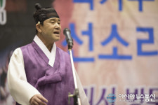 구리시, 거동불편한 어르신들..선소리 타령에 어깨가 덩실덩실