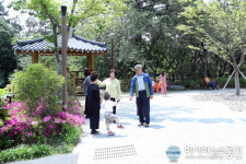 구무영 진해구청장, 시민 이용불편 해소 공원 점검 나서
