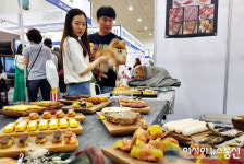 [포토] 세종시 컨벤션센터 펫박람회...맛있는 수제간식