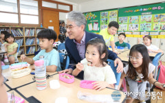 박종훈 경남교육감, 파업 참여 학교 현장 방문