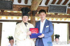 의령 덕곡서원 보존회, 이병순 문화재담당 감사패 수여