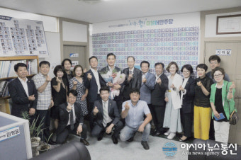 [포토]박영순 전 대전시 정무부시장, 더불어민주당 복당
