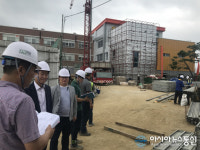 김영윤 경산교육지원청 교육장, 여름철 학교시설공사 현장 안전 점검 나서
