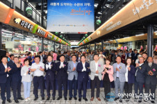 수원시 화서시장 산뜻한 아케이드 설치 완료 붐비겠다