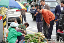 한정우 창녕군수 추석명절 전통시장 방문