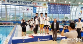 충남 아산시청 이주호·임다솔 선수, 전국체전 배영 금메달 휩쓸다