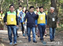 허태정 대전시장, 송촌 생활체육공원서 토요산책