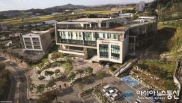 송산도서관 실버자료실, 어른신들에게 인기