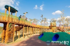 증평 안자산공원, 단풍과 어린이 놀이 시설로 ‘인기짱’