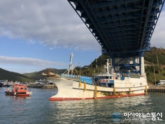 통영해경, 통영대교 밑 좌주 통발어선 발생 대응 중 피해 '없음'