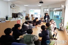 대전 서구 탄방동 아이사랑 태권도, 장애인 위한 라면 기부