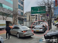 [포토] 택시들의 불법주차…단속 안하는 강남구청