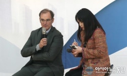 화성시 방문한 베리 버그돌 ‘대한민국 만남의 장소’로 거듭나길