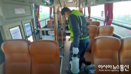 시흥시, 코로나-19 예방위해 다중 승강시설 소독 실시