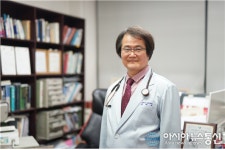 충주김365내과의원 김백수 원장, 대한뉴스 회장 취임