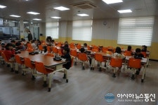 청주 율봉유치원, 긴급돌봄도 ‘사회적 거리 두기’ 지키기부터