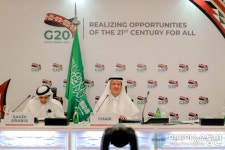 사우디아라비아, 부담스러운 에너지 공급, 글로벌 경제 회복의 관건