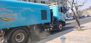 영동군, 노면 미세먼지 흡입차량 운영…청정 영동 만들기