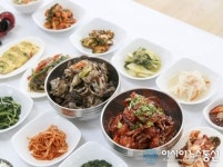 생생정보 1만원에 게장 무한리필? 여수이화식당 위치 공개