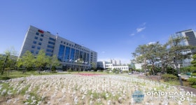 소상인공들의 아픔을 안양시도 함께한다.코로나19 극복. 소상공인 공유재산 임대료 6개월 동안 50%감면.