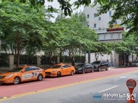 [아통 포토] 정체 유발하는 강남구 일대 불법 주·정차