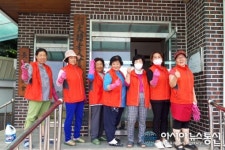 [포토]충남 청양 장평면, 경로당 대청소방역소독