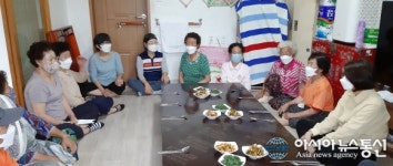 함양군 병곡면 경노모당 및 급식도우미 운영 재개