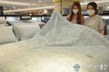 [아통 포토] 롯데백화점 상인점, 세균 번식 억제하는 셀투올 이불 선보여