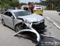 세종시 은하수공원 앞에서 4중 추돌...경상 5명 발생