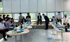 충남 천안SB플라자 입주기업  얼굴 확 피자’ 간담회 진행