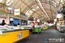 영등포전통시장의 변신…중앙노점 새 옷 입었다