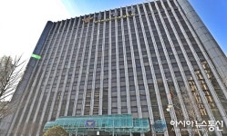 경찰청 본청 코로나19 확진자 1명 발생…10층 폐쇄