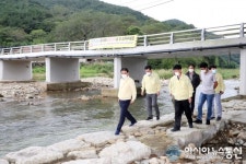 허성무 창원시장, 진전면 교량 피해현장 점검