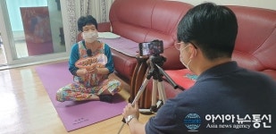 옥천군 노인들 아범아, 추석에 내려올 생각 말아라