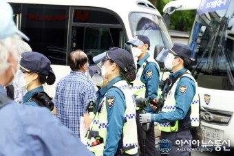 시청역 샛길까지 '꽁꽁'…경찰, 서울 도심 '완전봉쇄'